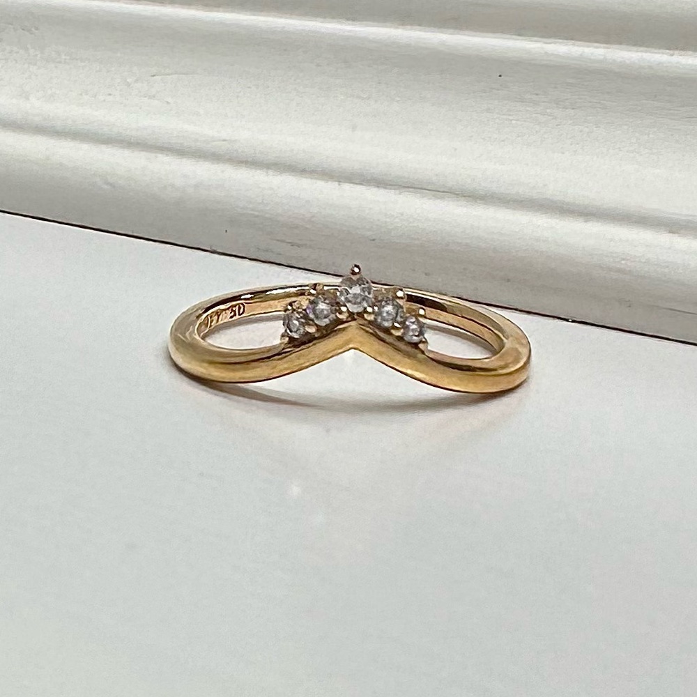 Pandora Gold Tiara Wishbone Ring